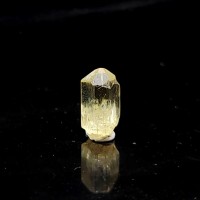 圖示-透明磷灰石晶體(Apatite)