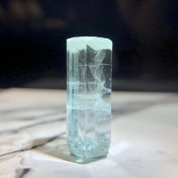 圖示-海藍寶晶體(Aquamarine)