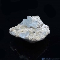圖示-雪寶頂海藍寶晶體(Aquamarine)