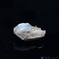 圖示-雪寶頂海藍寶晶體(Aquamarine)