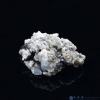 圖示-雪寶頂海藍寶晶體(Aquamarine)