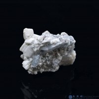 圖示-雪寶頂海藍寶晶體(Aquamarine)
