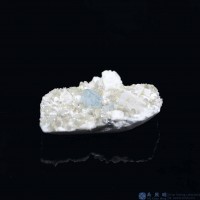 圖示-雪寶頂海藍寶晶體(Aquamarine)
