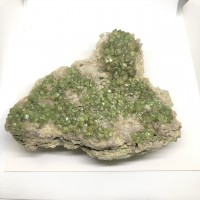 圖示-翠榴石晶體(Demantoid Garnet)