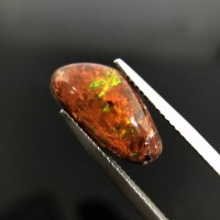 圖示-帶石火蛋白(Matrix Fire Opal)