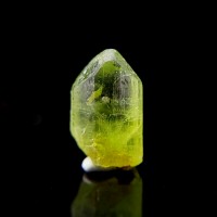 圖示-橄欖石晶體(Peridot)