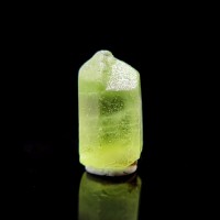 圖示-橄欖石晶體(Peridot)