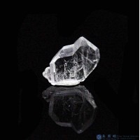 圖示-縫合水晶(Faden Quartz)