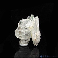 圖示-縫合水晶(Faden Quartz)