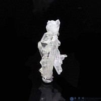 圖示-縫合水晶(Faden Quartz)