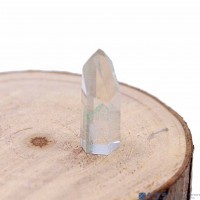 圖示-翠幽靈水晶(Emerald Green Phantom Quartz)