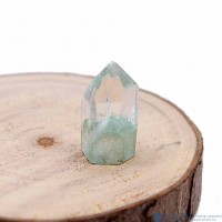 圖示-翠幽靈水晶(Emerald Green Phantom Quartz)