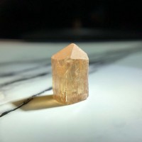 圖示-帝王拓帕石晶體(Imperial Topaz)