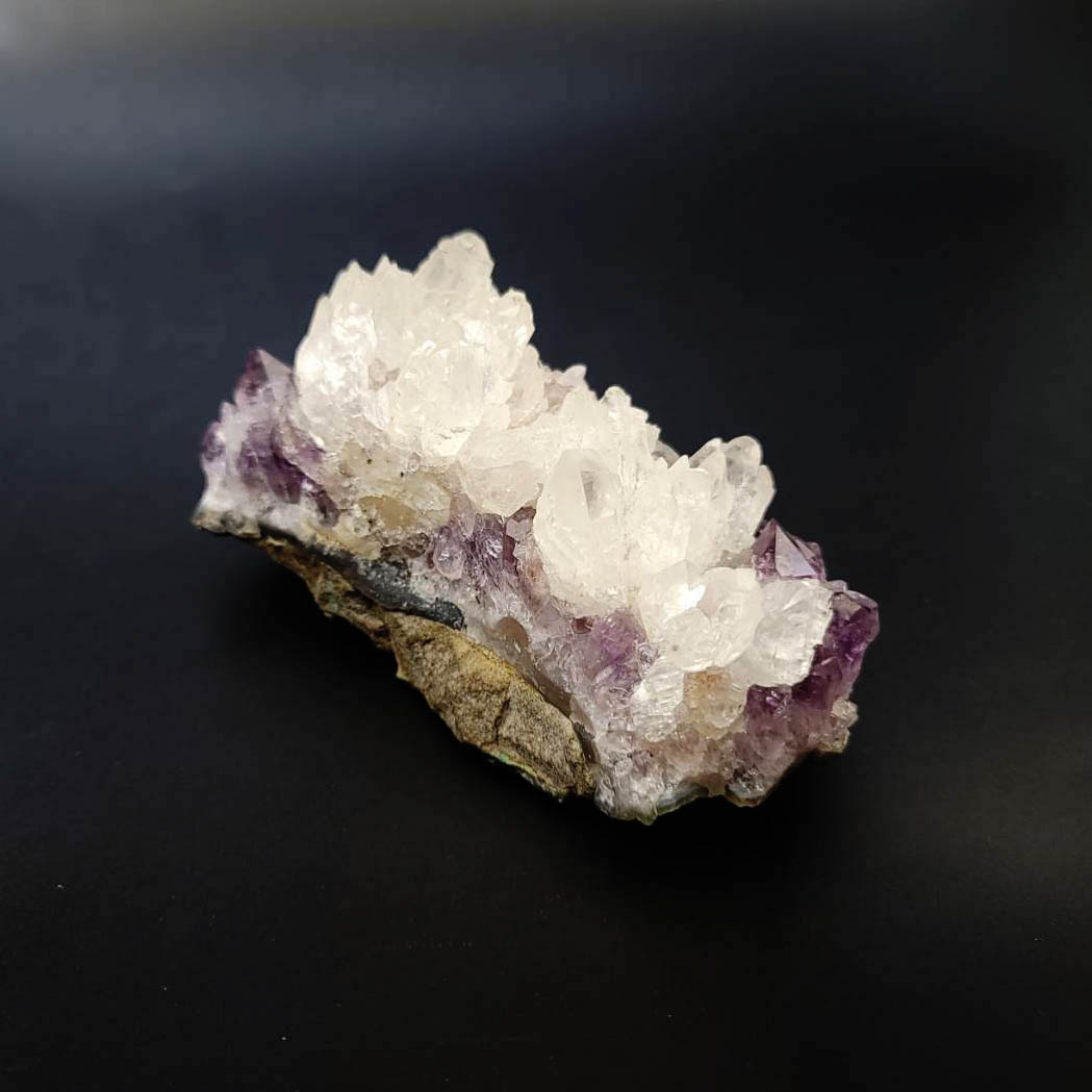 圖示-紫水晶/方解石共生晶簇(Amethyst)