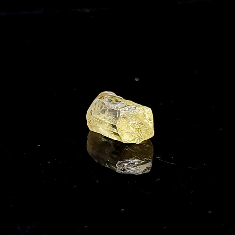 圖示-透明磷灰石晶體(Apatite)