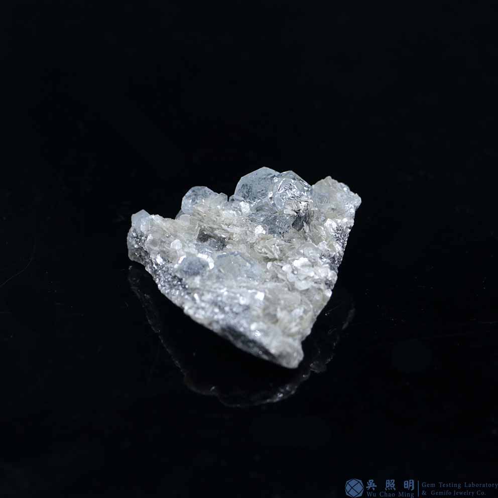 圖示-雪寶頂海藍寶晶體(Aquamarine)