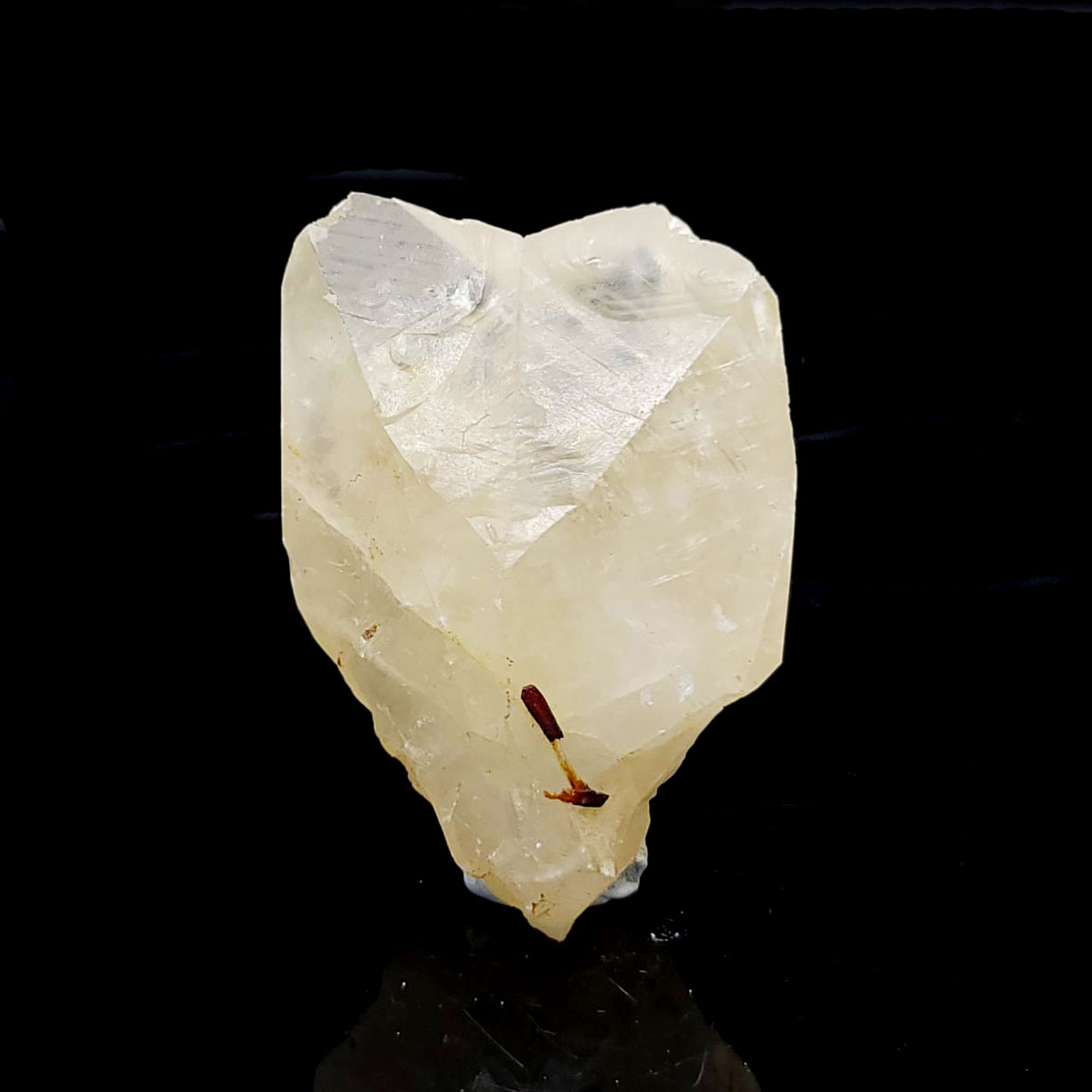 圖示-方解石雙晶原石(Calcite)