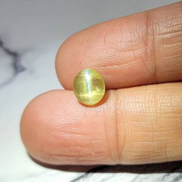 圖示-金綠貓眼裸石(Chrysoberyl cat’s eye)