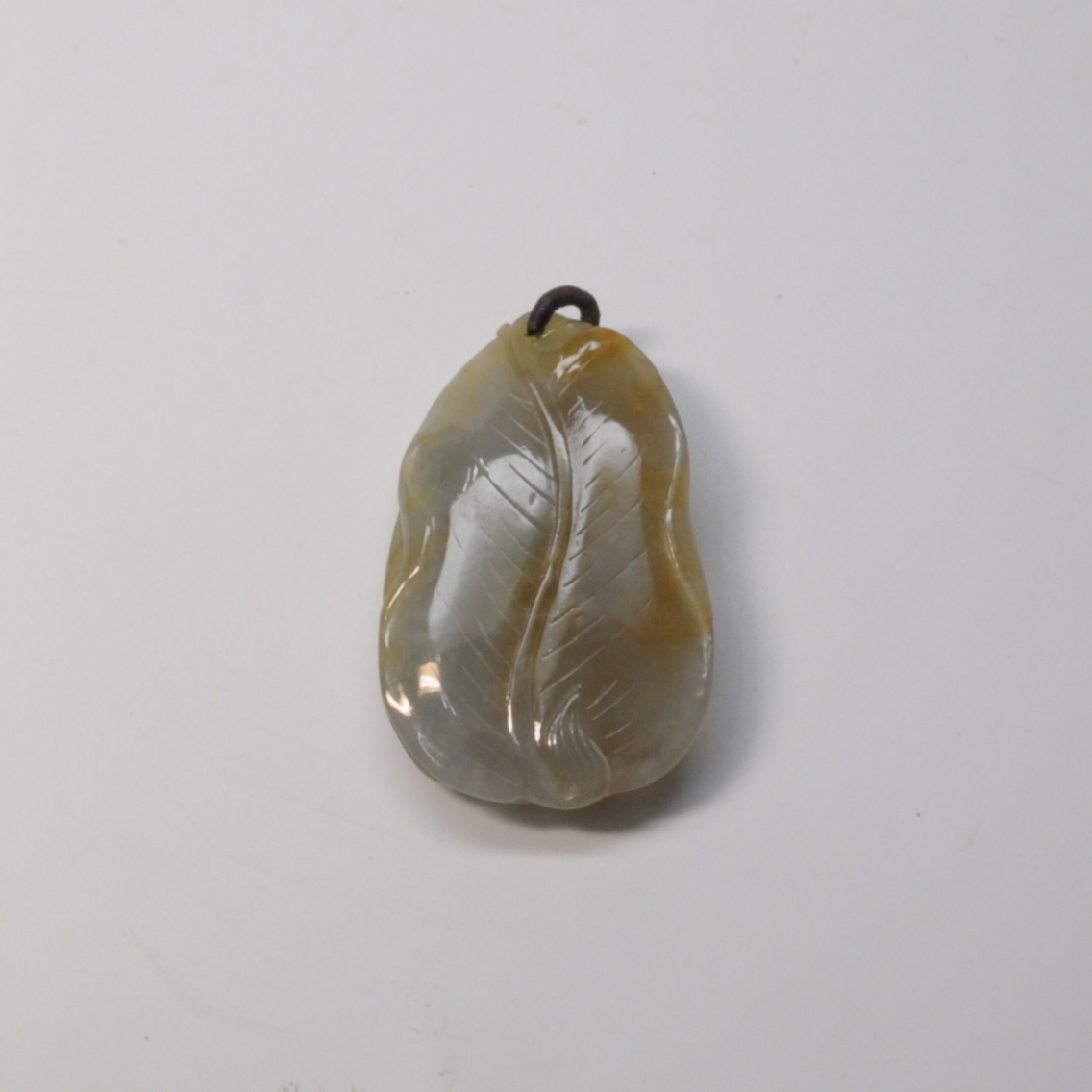 圖示-翡翠蜜糖黃吊墜/魚鳥相爭(Jadeite)