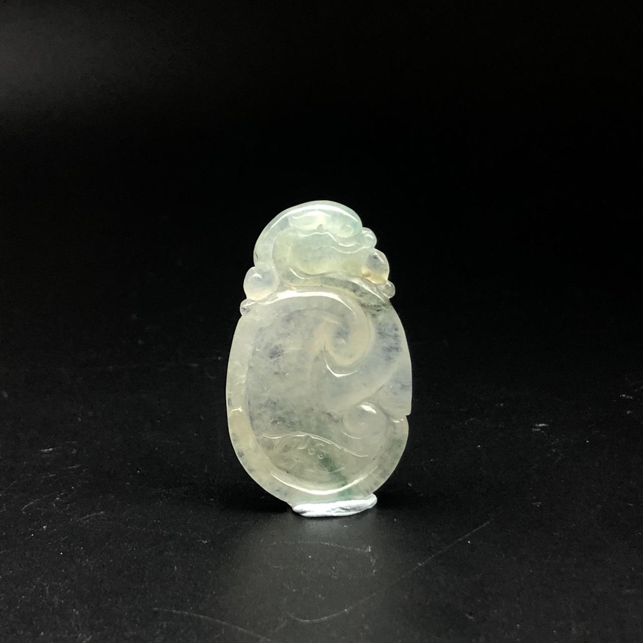 圖示-翡翠玻冰種/如意吊墜(Jadeite Pendant)