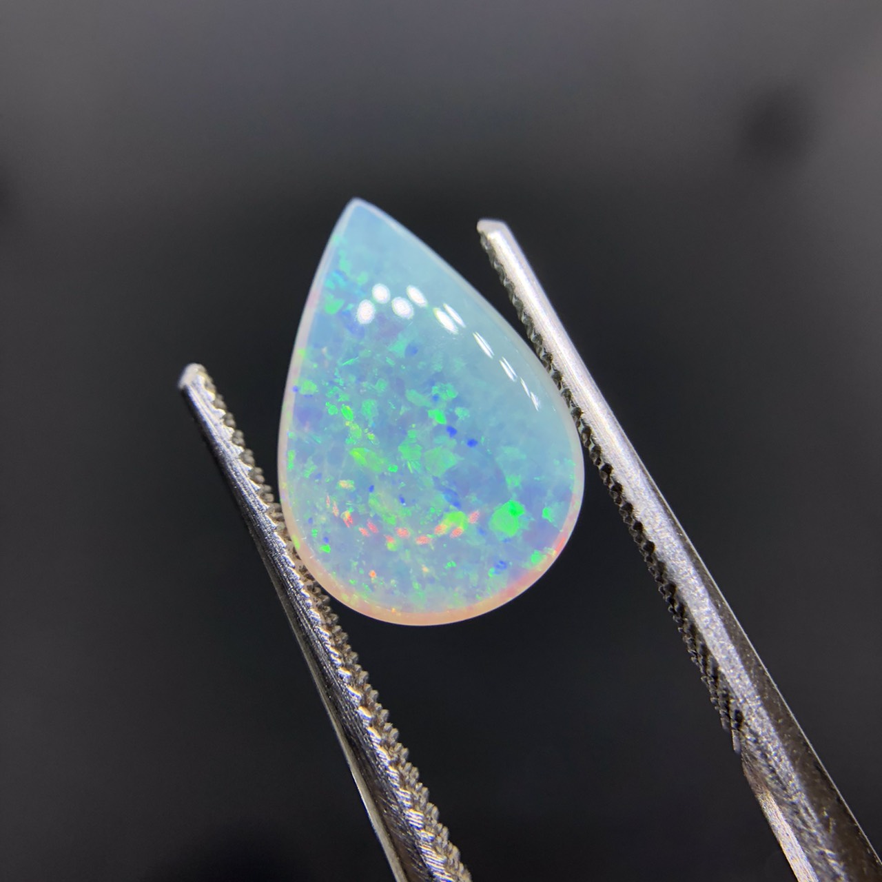 水晶蛋白石(Opal)