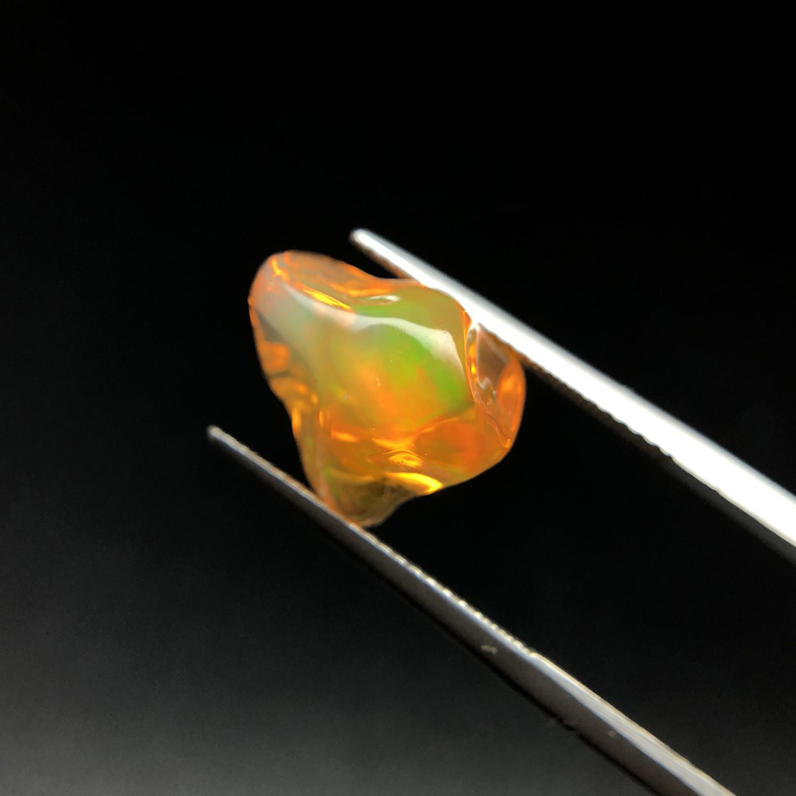 圖示-火蛋白石(Fire Opal)