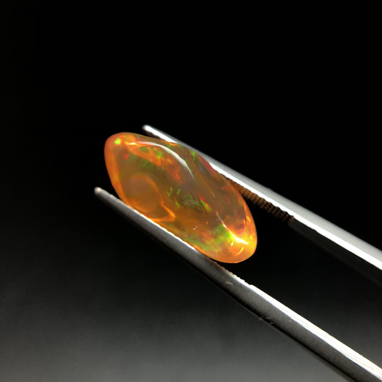 圖示-火蛋白石(Fire Opal)