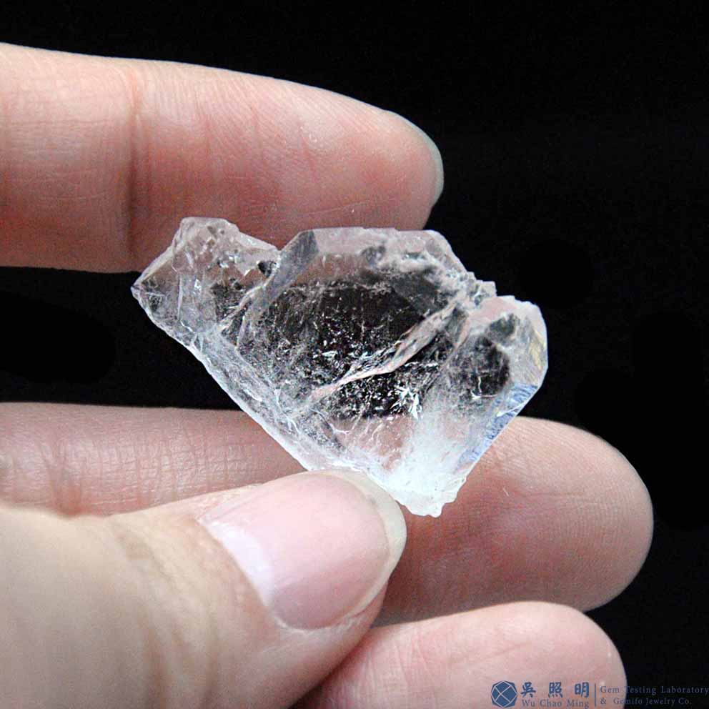 圖示-縫合水晶(Faden Quartz)