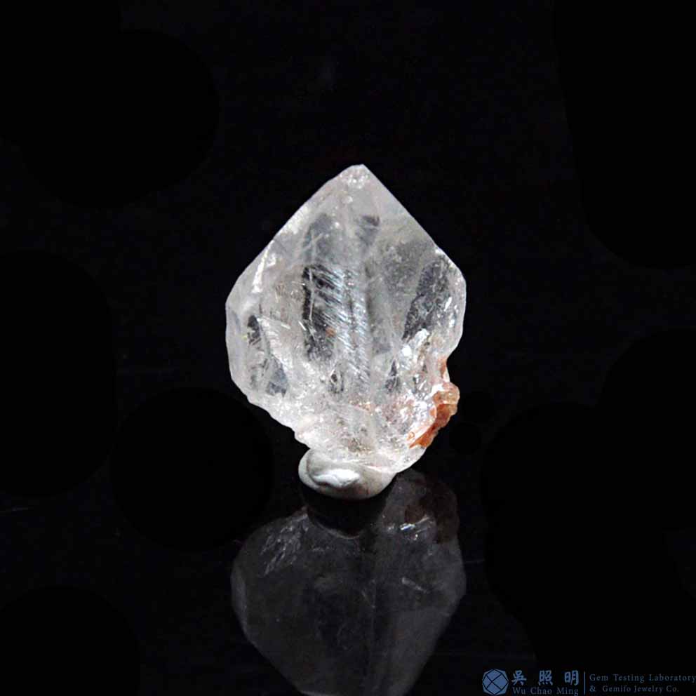 圖示-黑銀鈦晶體(Brookite in Quartz)