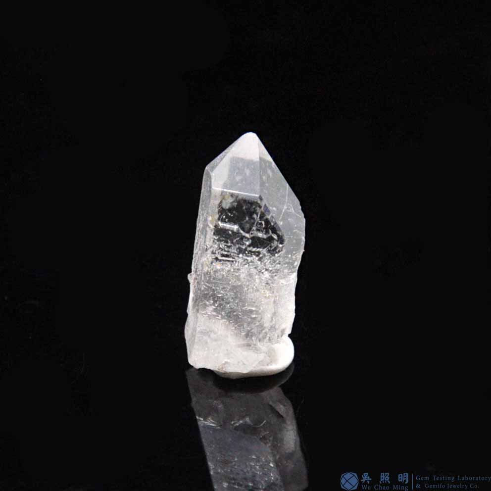 圖示-黑銀鈦晶體(Brookite in Quartz)