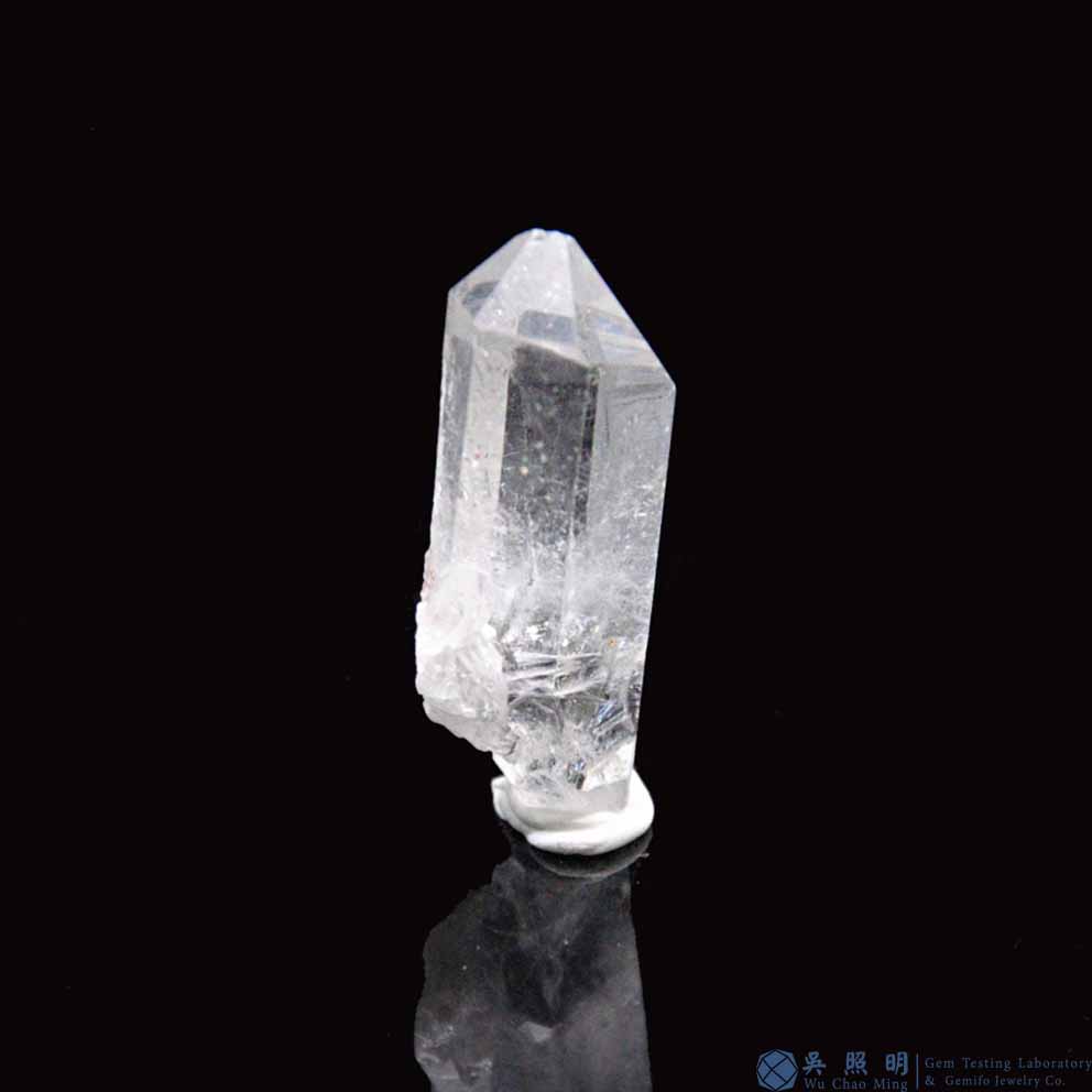 圖示-黑銀鈦晶體(Brookite in Quartz)