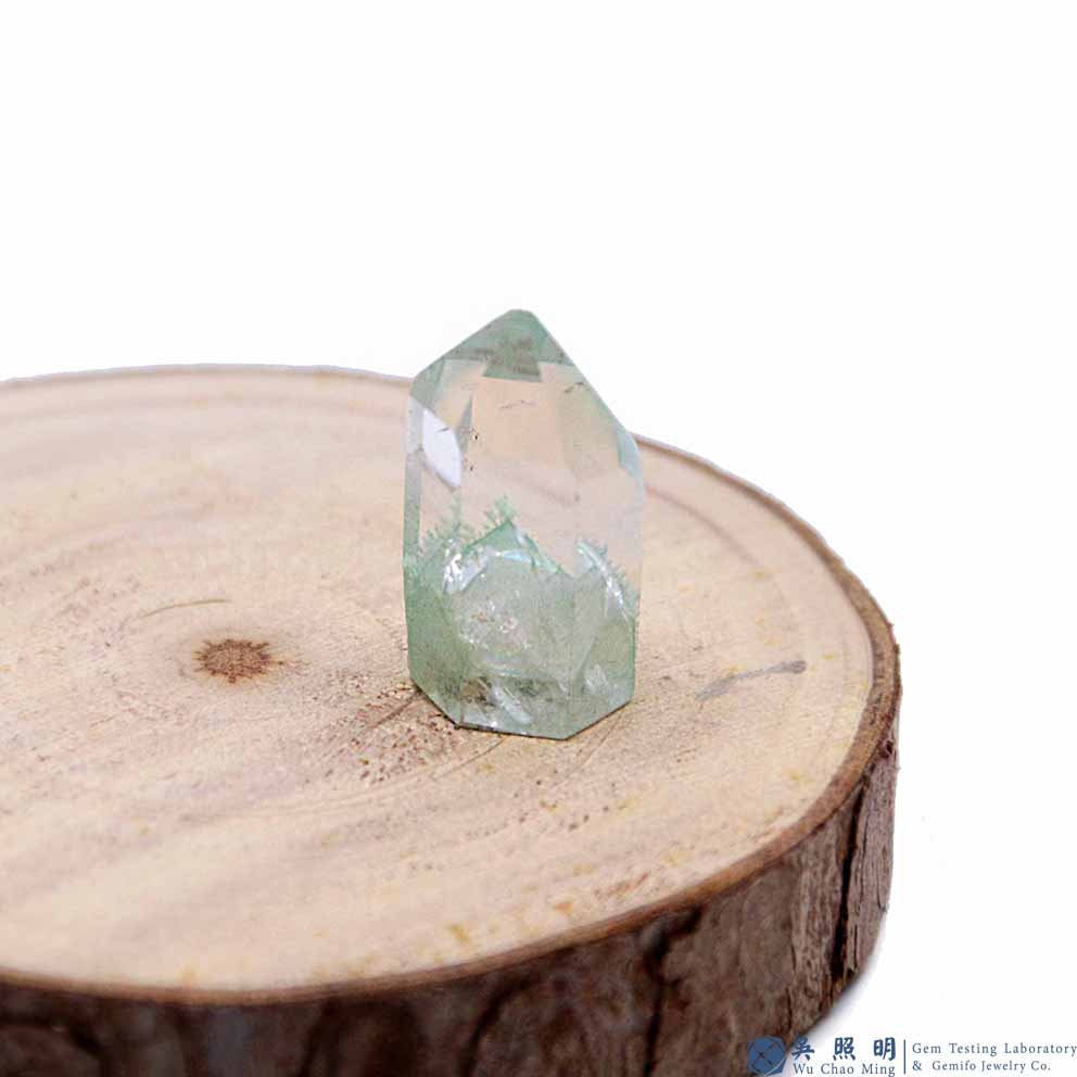 圖示-翠幽靈水晶(Emerald Green Phantom Quartz)