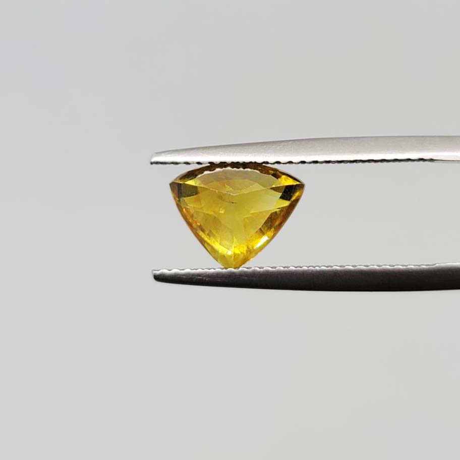 榍石裸石(Sphene)