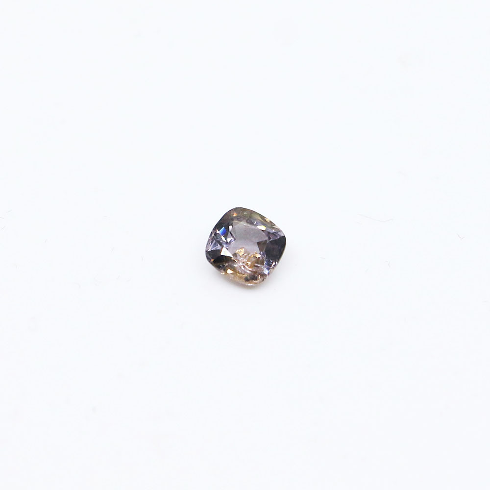 圖示-尖晶石裸石(Spinel)