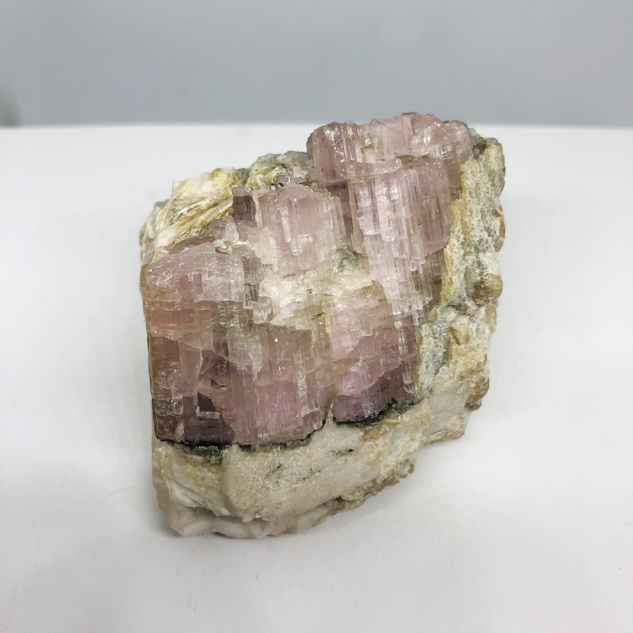 圖示-電氣石/碧璽晶體(Tourmaline)